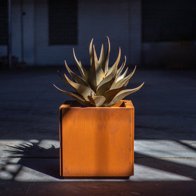 Butler Planter