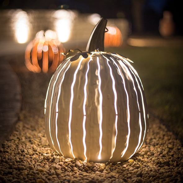 Classic White <br> Tall Luminary