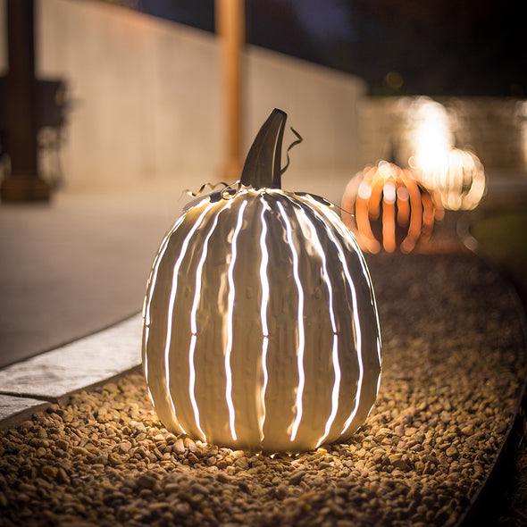 Classic White <br> Tall Luminary